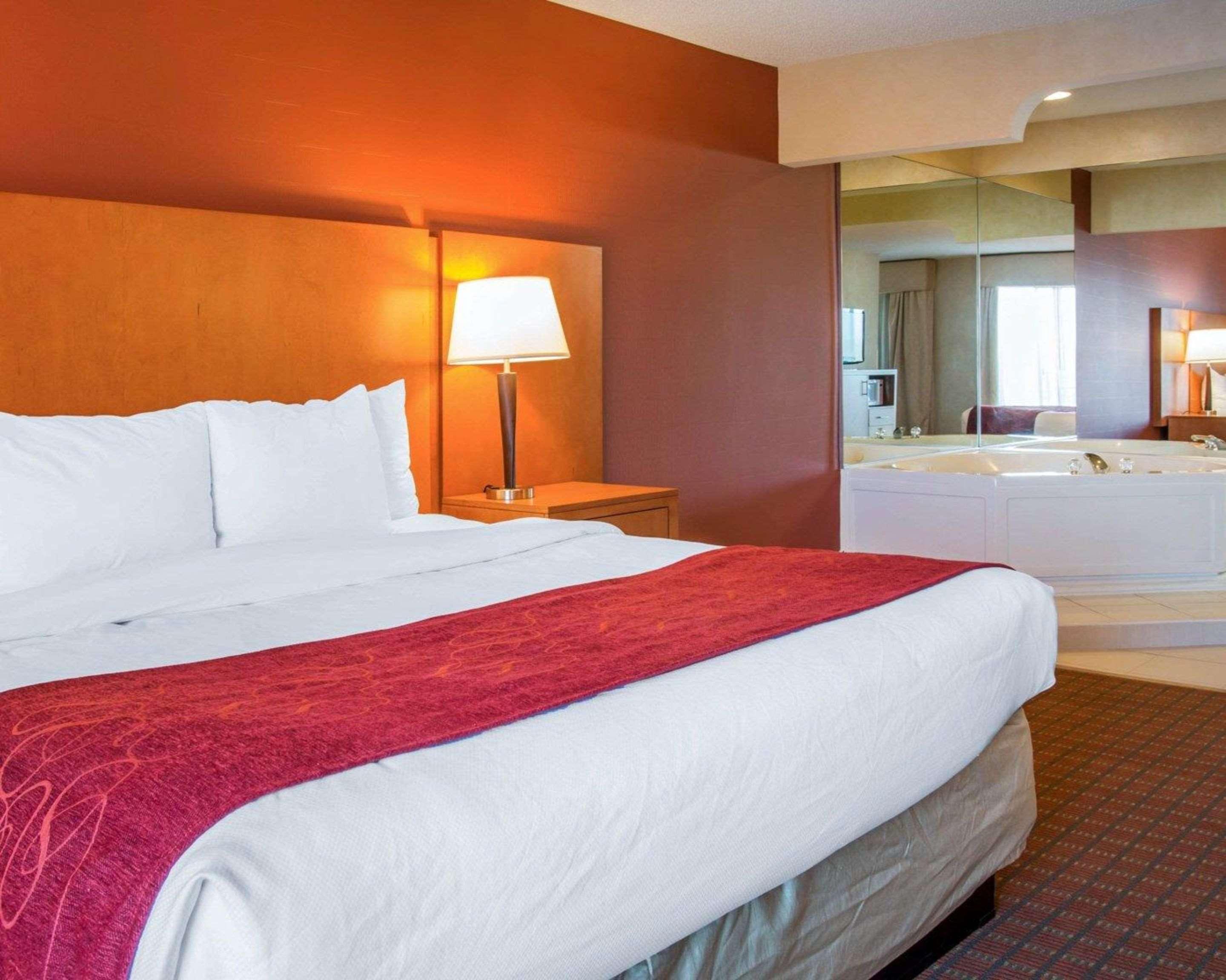 Comfort Suites Auburn Hills-Detroit Exterior foto