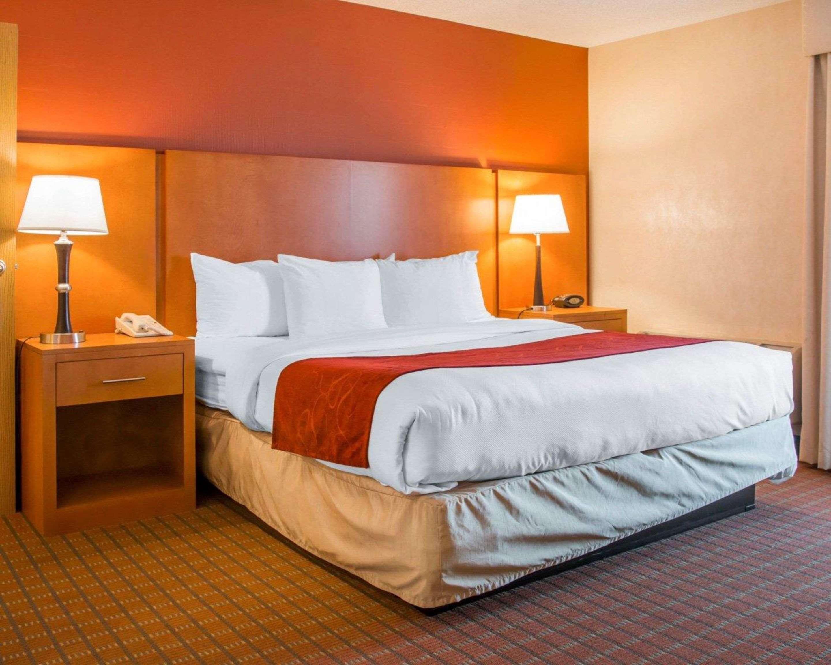 Comfort Suites Auburn Hills-Detroit Exterior foto