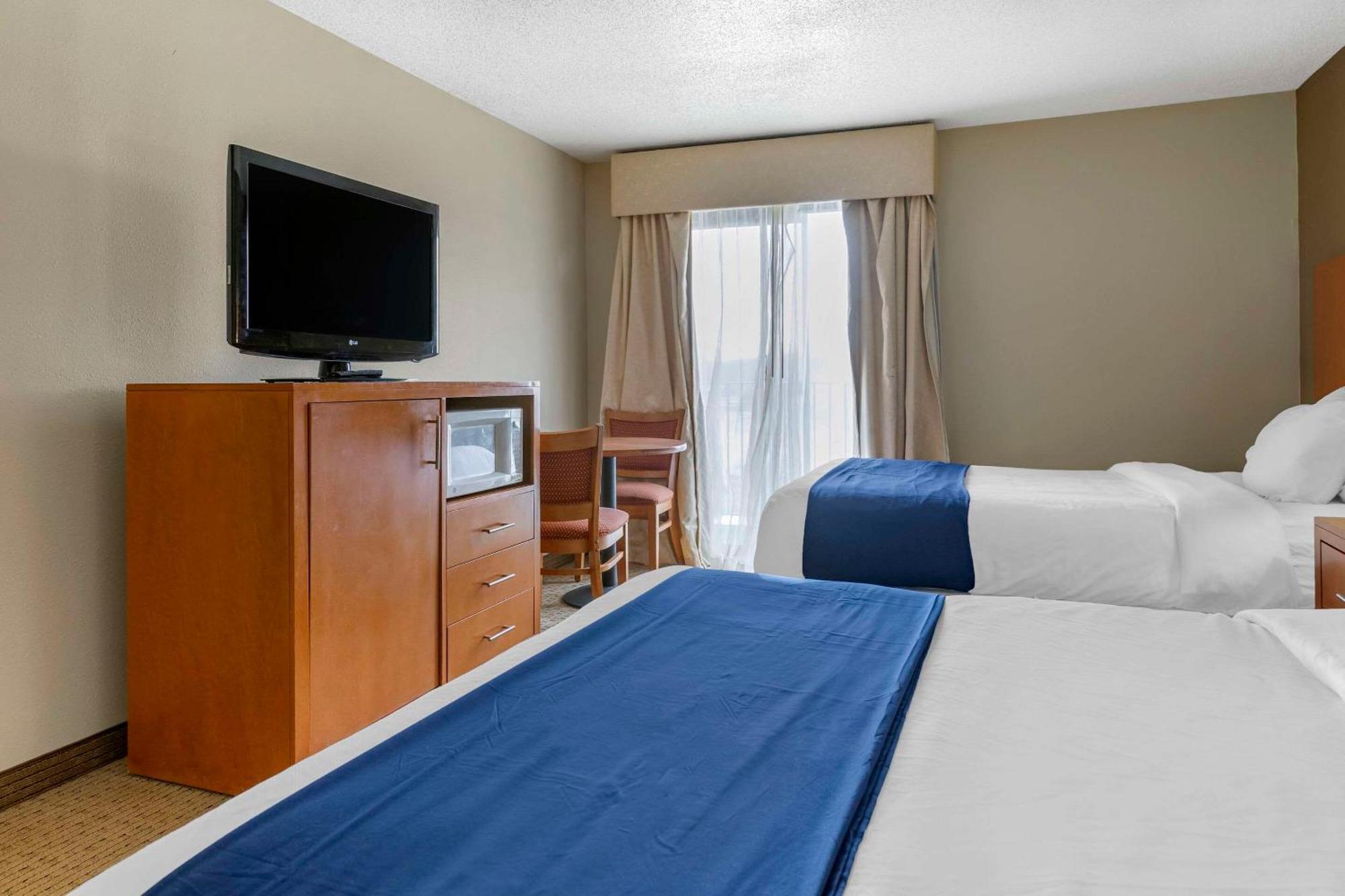 Comfort Suites Auburn Hills-Detroit Exterior foto