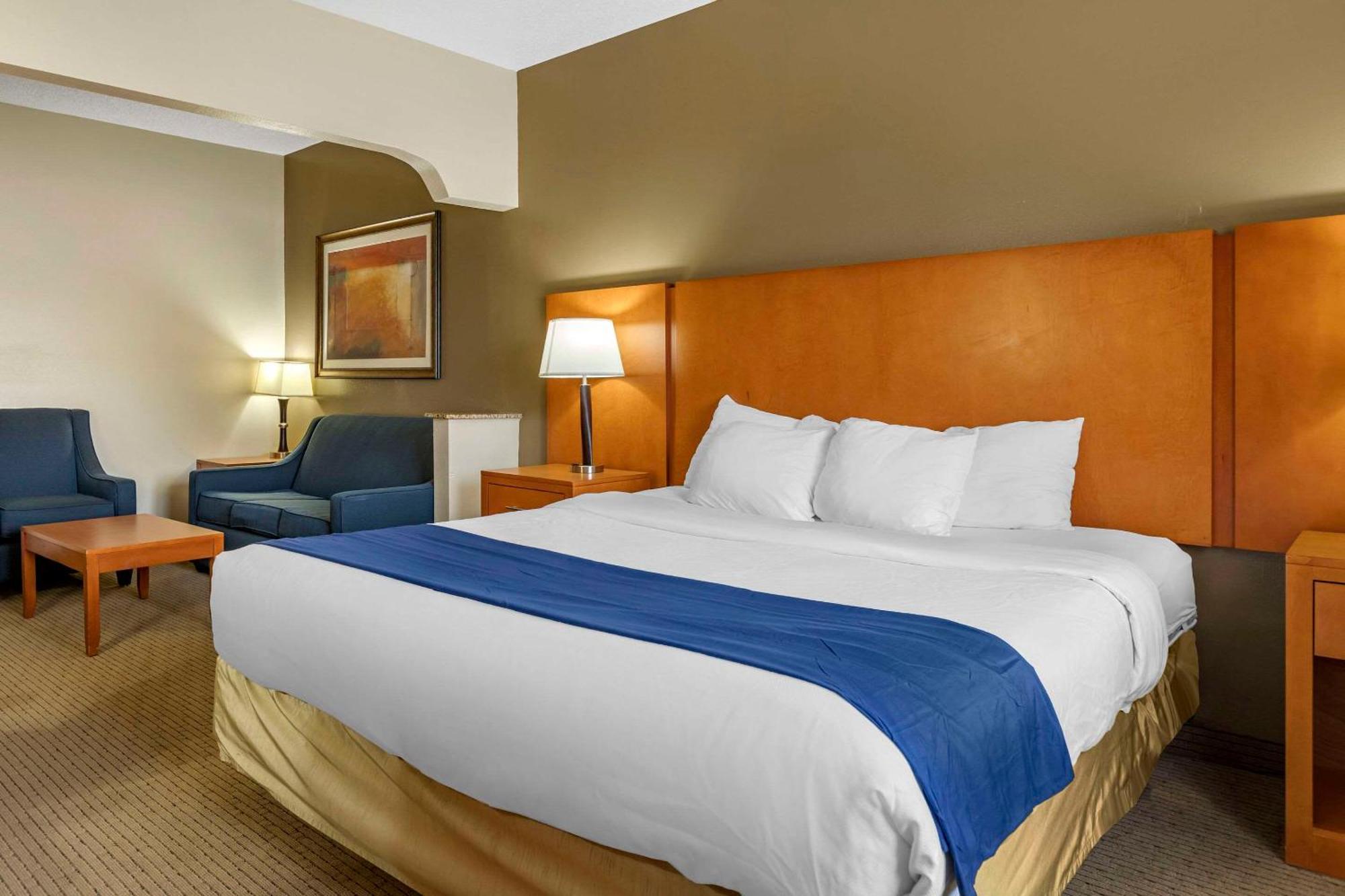 Comfort Suites Auburn Hills-Detroit Exterior foto